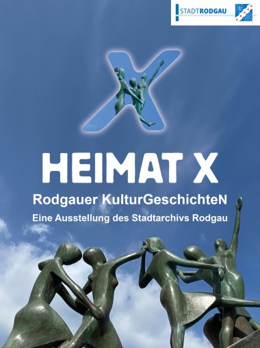 Kitap kapağı 'Heimat X' Bronz heykeller ve mavi gökyüzü ile 'Heimat X' kitap kapağı, Rodgau şehir arşivi sergisi
